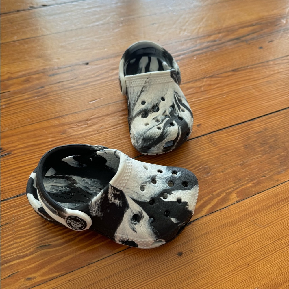 Croc’s Classic Marbled Clog